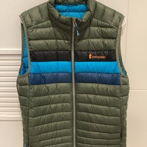 Cotopaxi Green and Blue Quilted Vest Lightweight Puffer